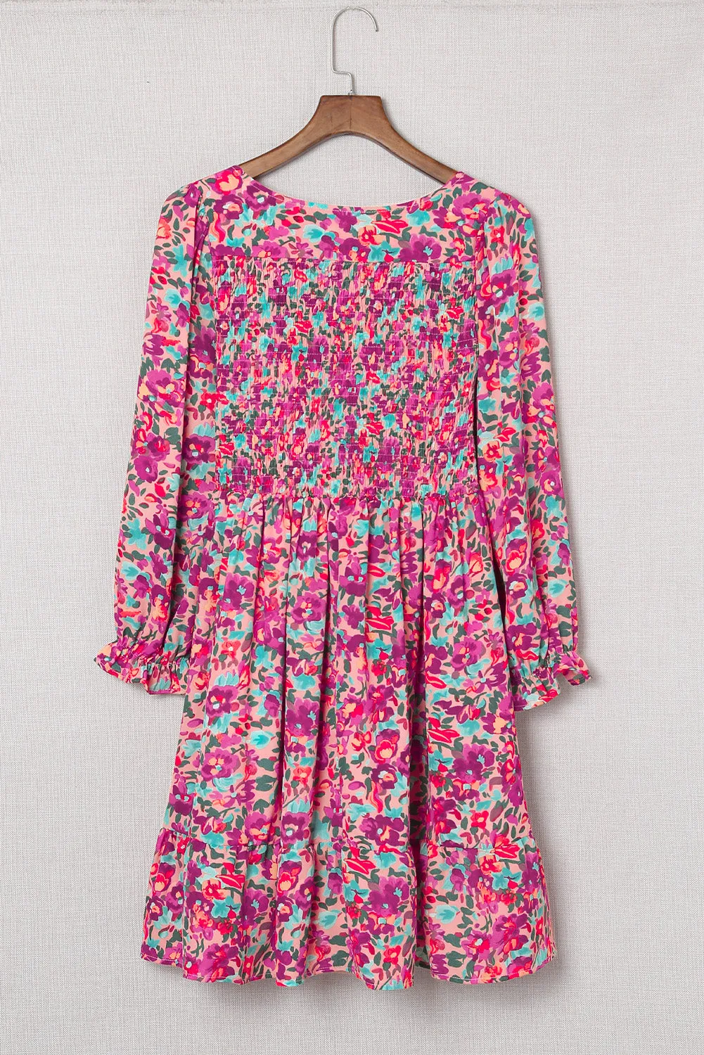 Chic Floral Dress: Perfect for Summer Beach Weddings and Parties!