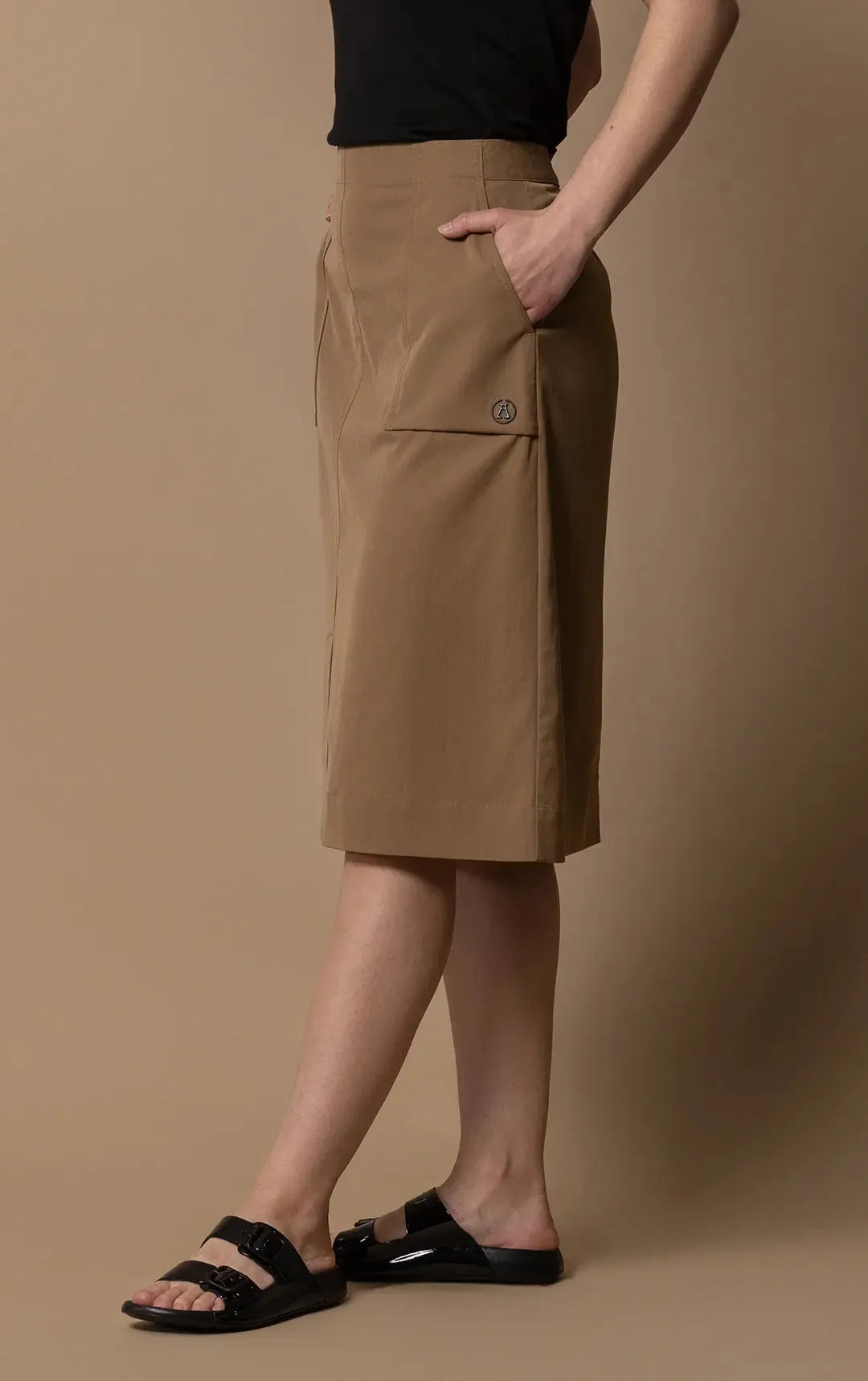 PERFORMANCE TWILL SKIRT