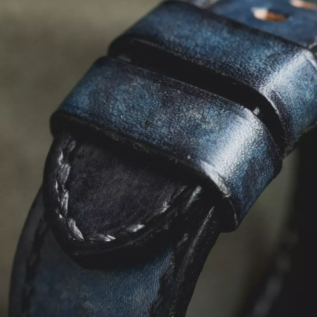 "Camouflage" Hand-dyed Cowhide Leather Strap, Denim Blue | Apple Watch